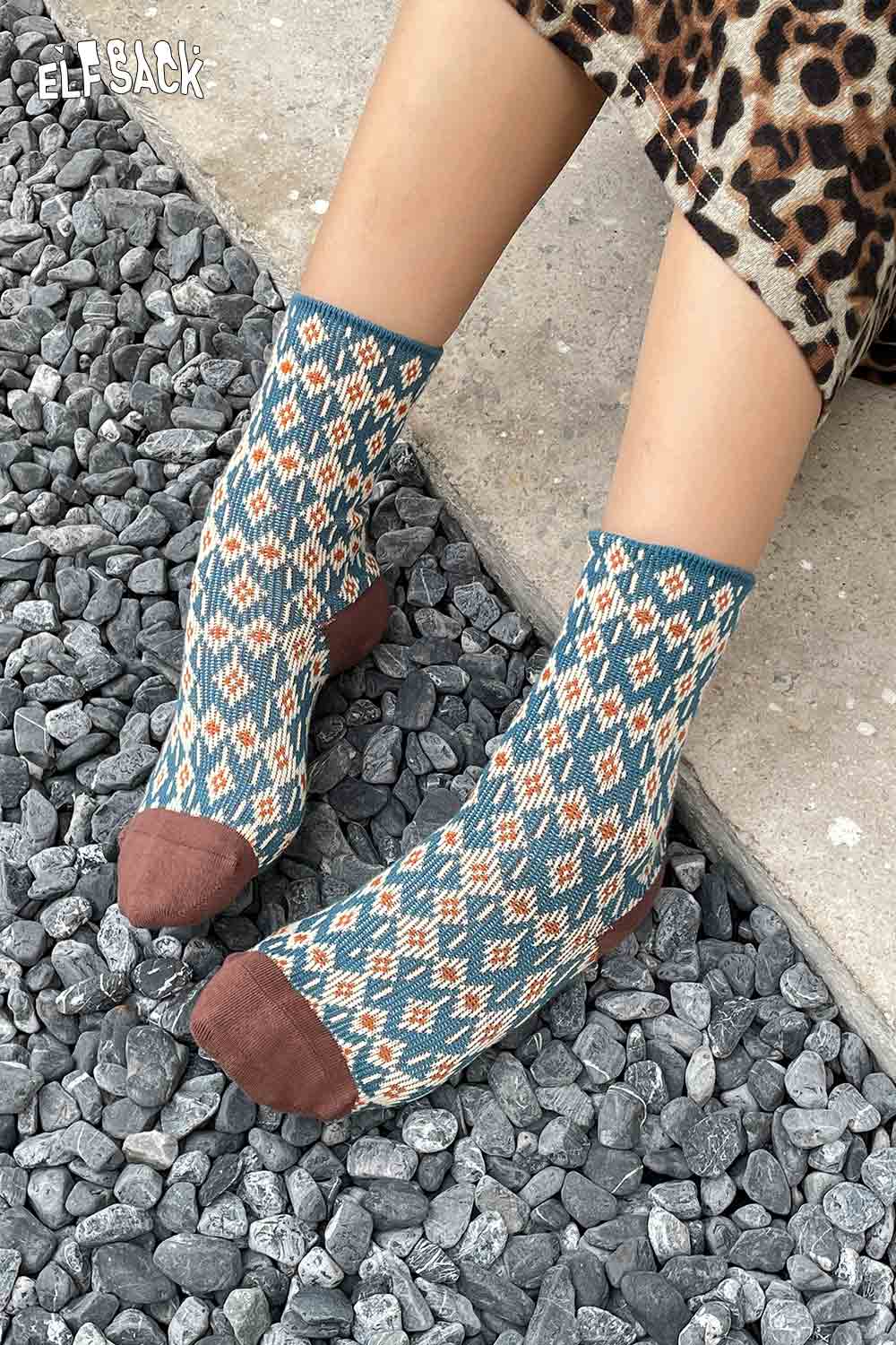 ELFSACK soft patterned ankle socks in teal and brown with a diamond design for stylish comfort