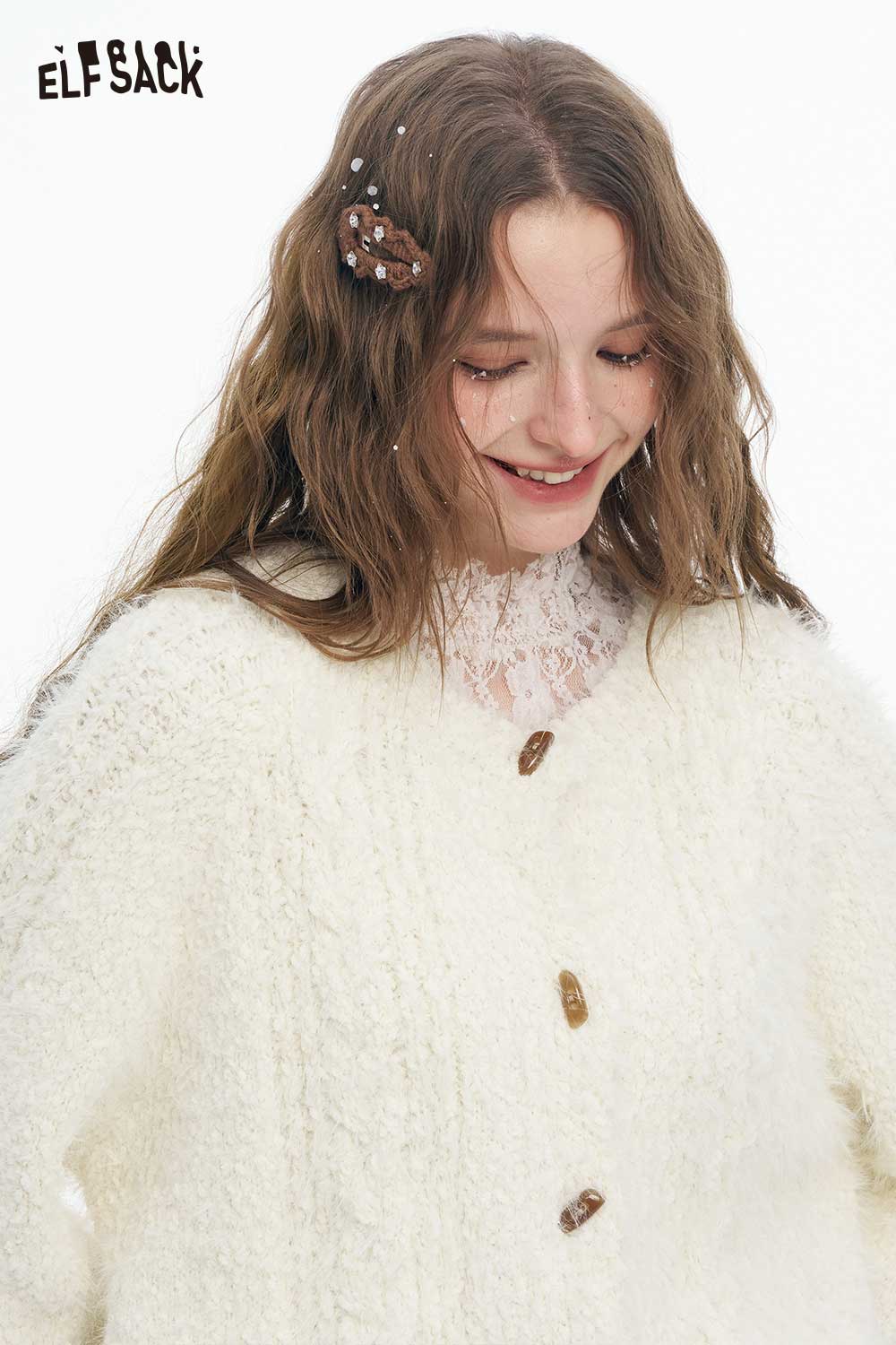 ELFSACK soft plush button sweater in cream with a cozy texture and stylish buttons