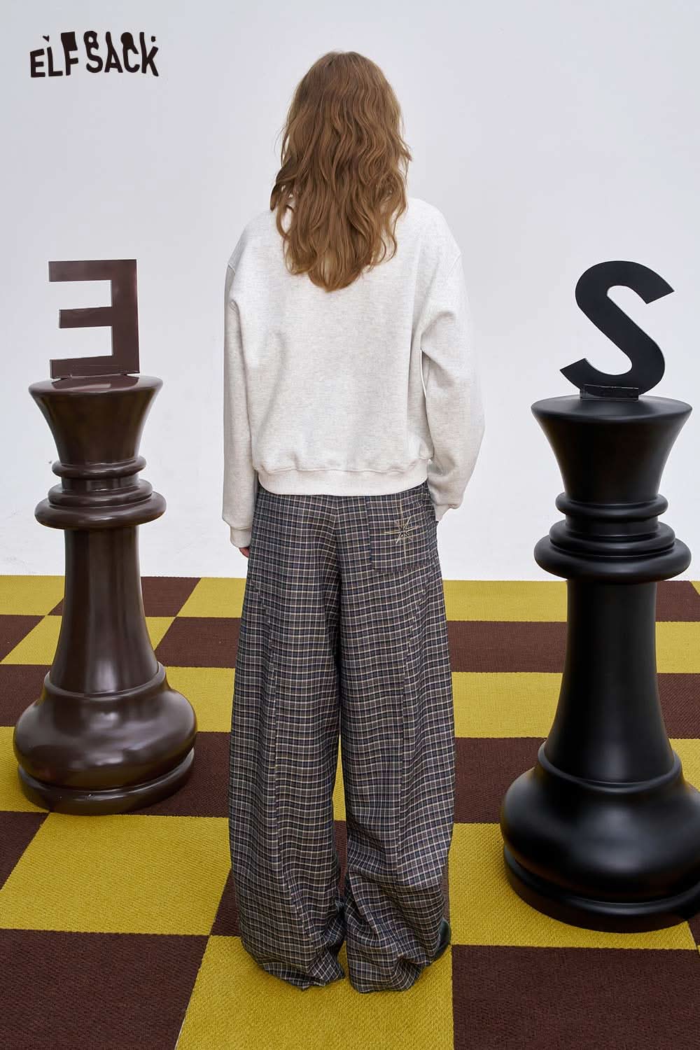 ELFSACK soft stripe embroidered wide leg pants paired with a casual top, stylish and comfortable look