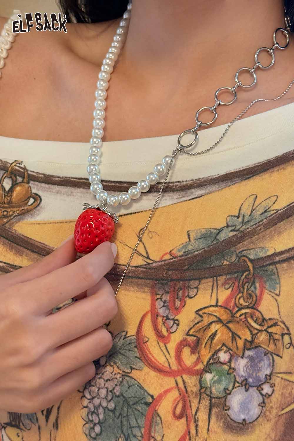 ELFSACK Strawberry Pendant Double Layer Pearl Necklace
