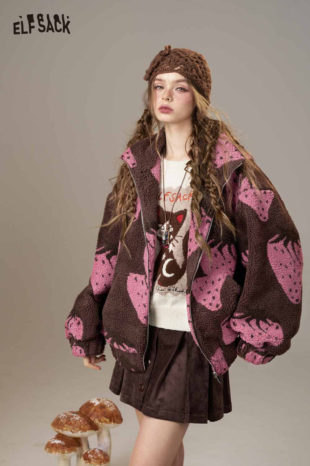 ELFSACK strawberry print hooded coat with oversized design for a stylish and cozy look