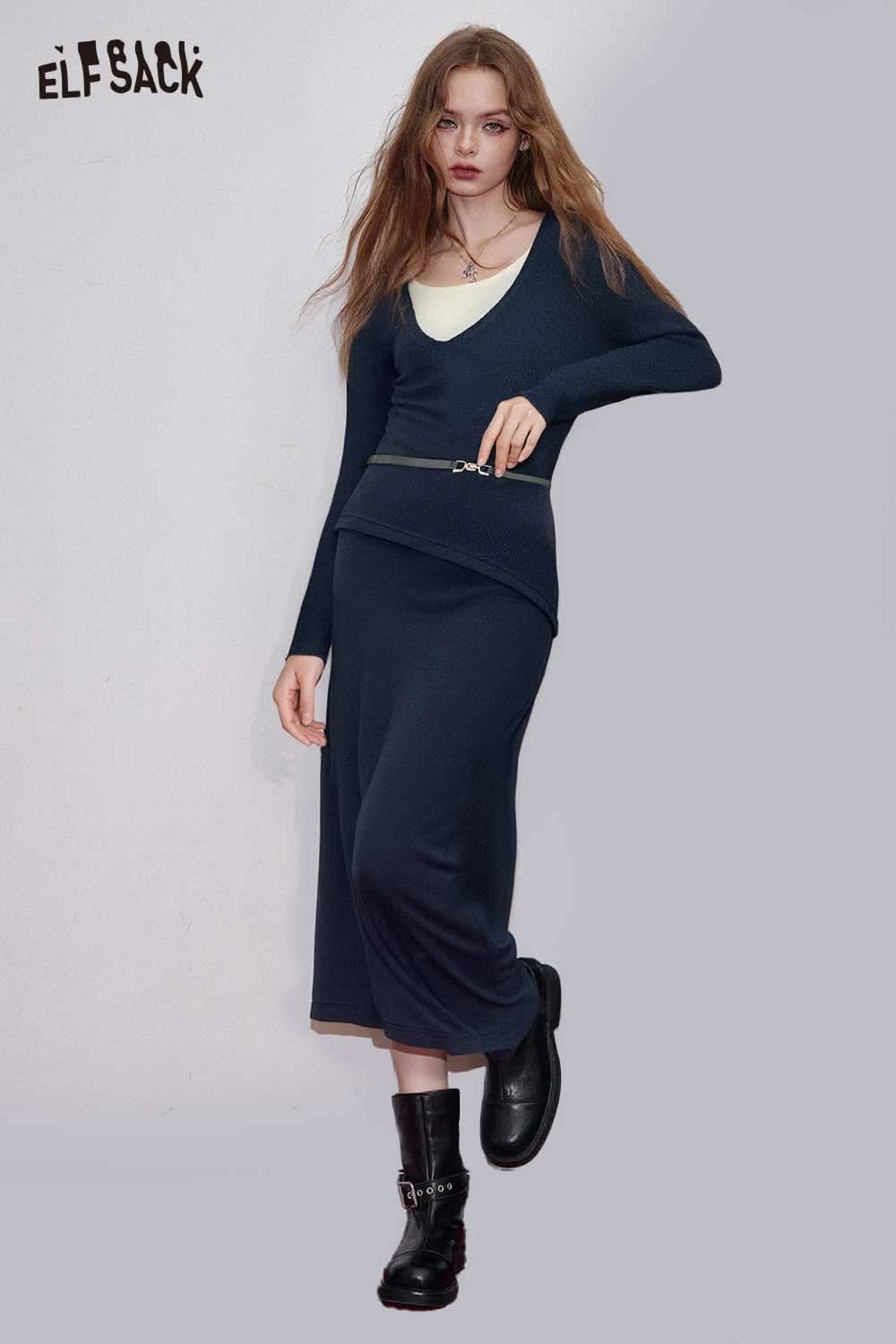 ELFSACK stretch jersey v-neck bodycon dress in navy blue with long sleeves and a sleek silhouette