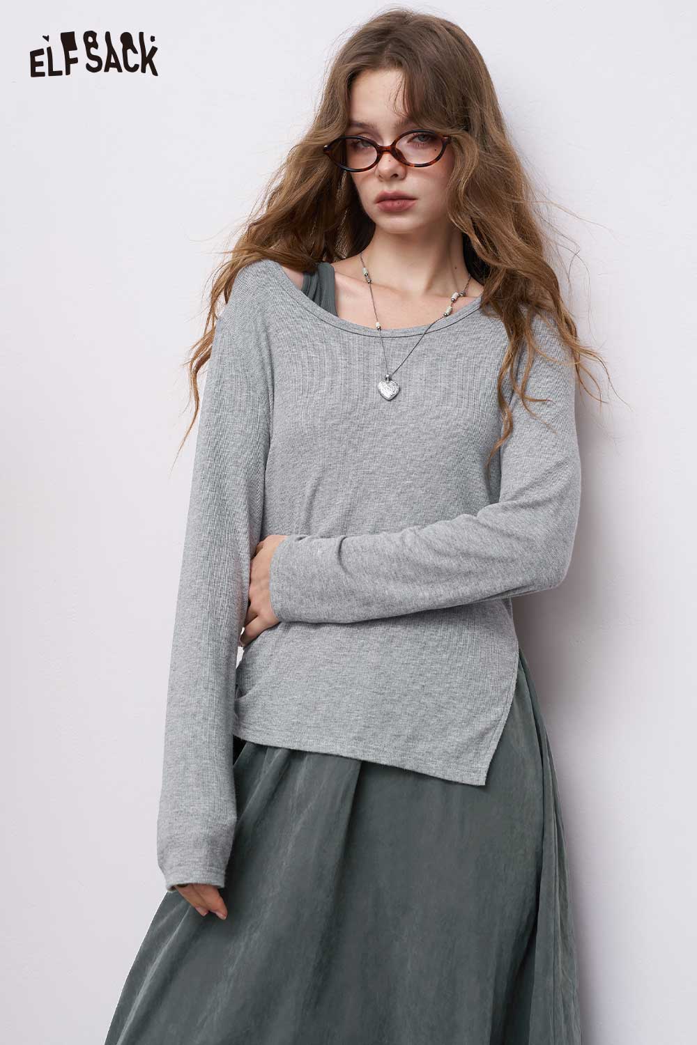 ELFSACK gray oversized long sleeve top and flowing skirt stretch knit two piece set on model