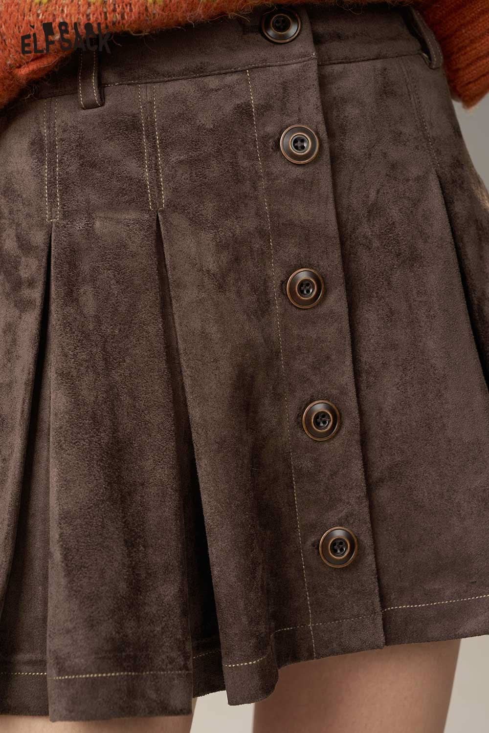 ELFSACK suede A-line mini skirt with button details and a stylish pleated design
