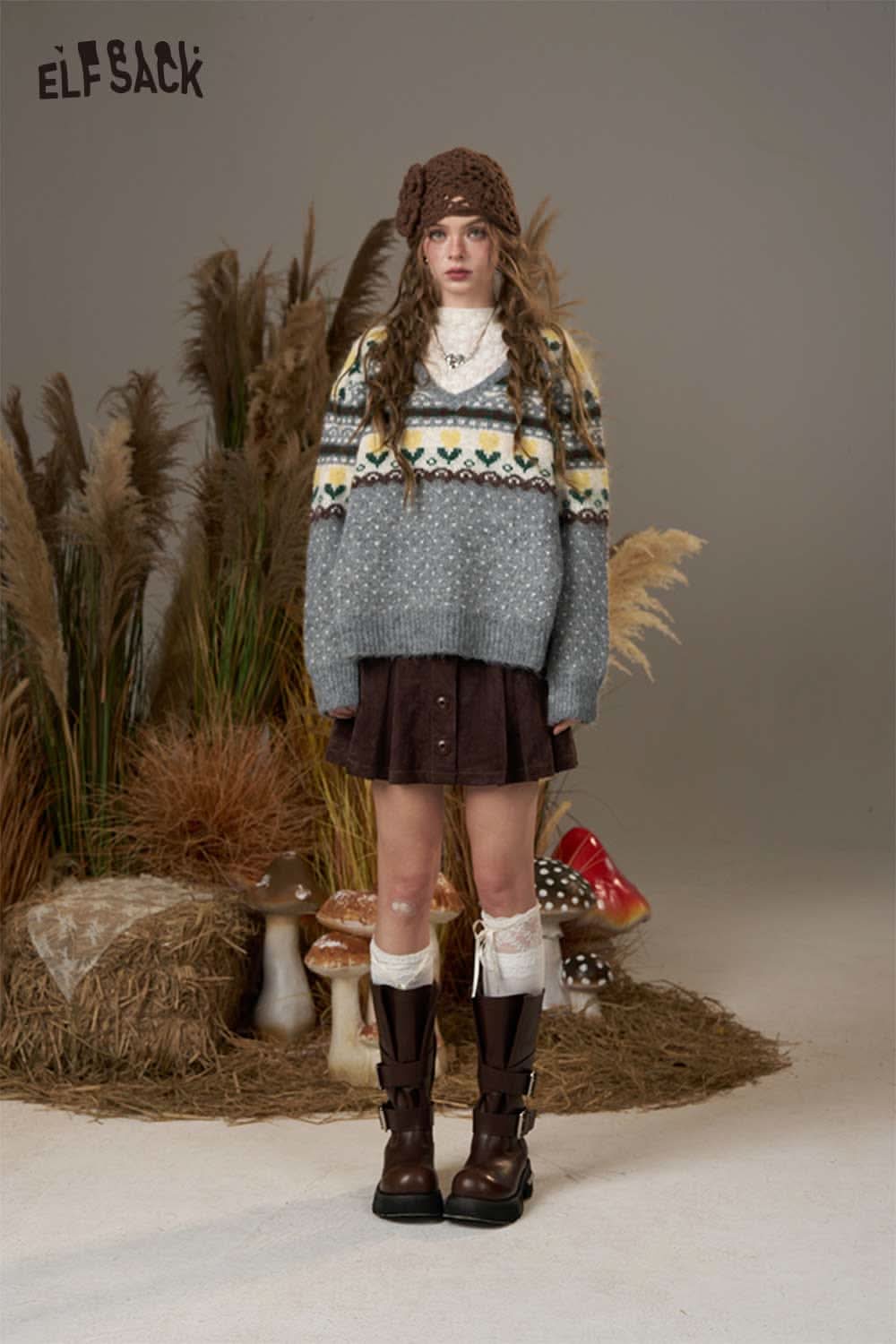 ELFSACK polka dot floral knit sweater in gray with a cozy oversized fit and decorative pattern