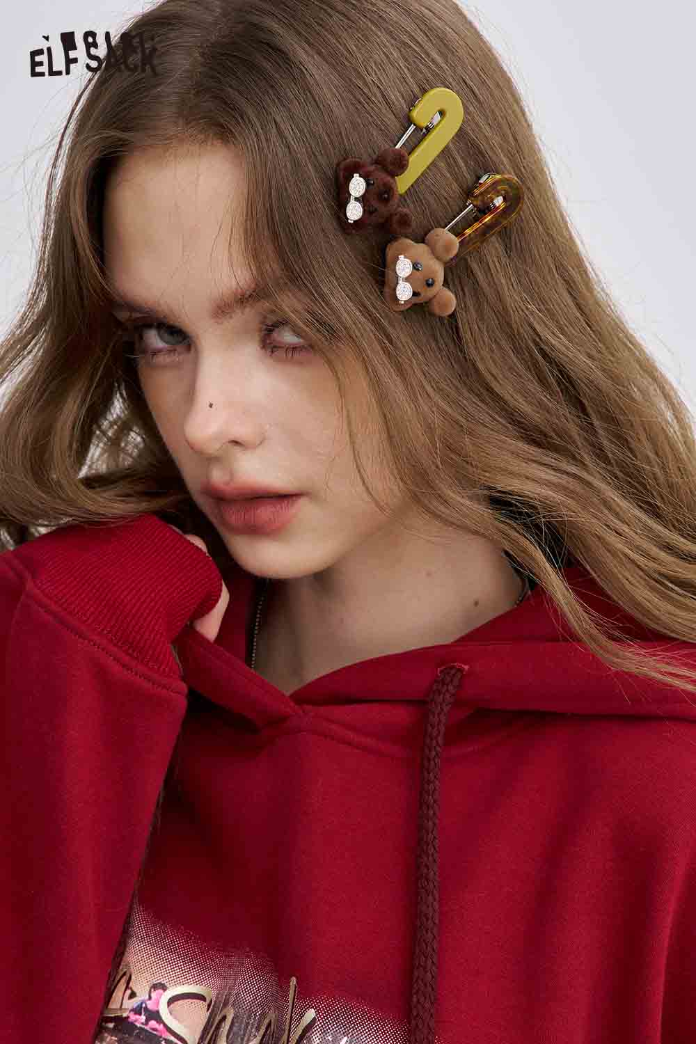 ELFSACK teddy bear hair clips in brown and green for a cute accessory look