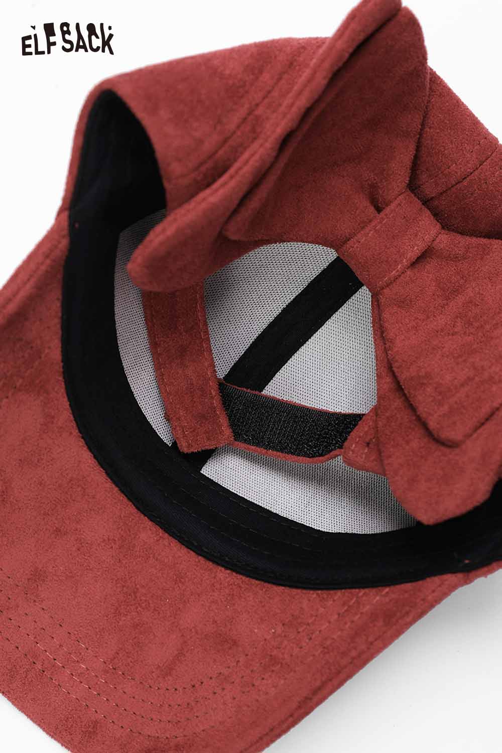 ELFSACK velour bow baseball cap in red featuring a soft texture and stylish bow detail
