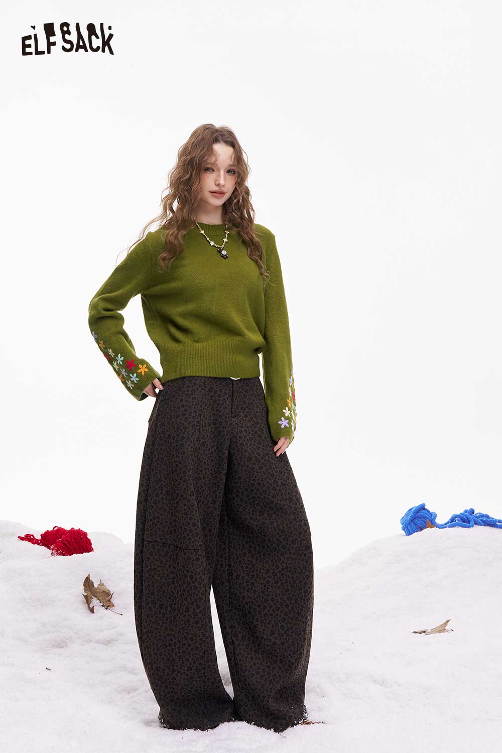 ELFSACK cropped floral sleeve sweater in green with embroidered floral designs on sleeves