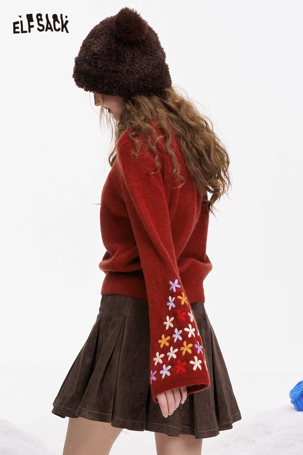 ELFSACK cropped floral sleeve sweater in red with colorful flower embroidery on sleeves