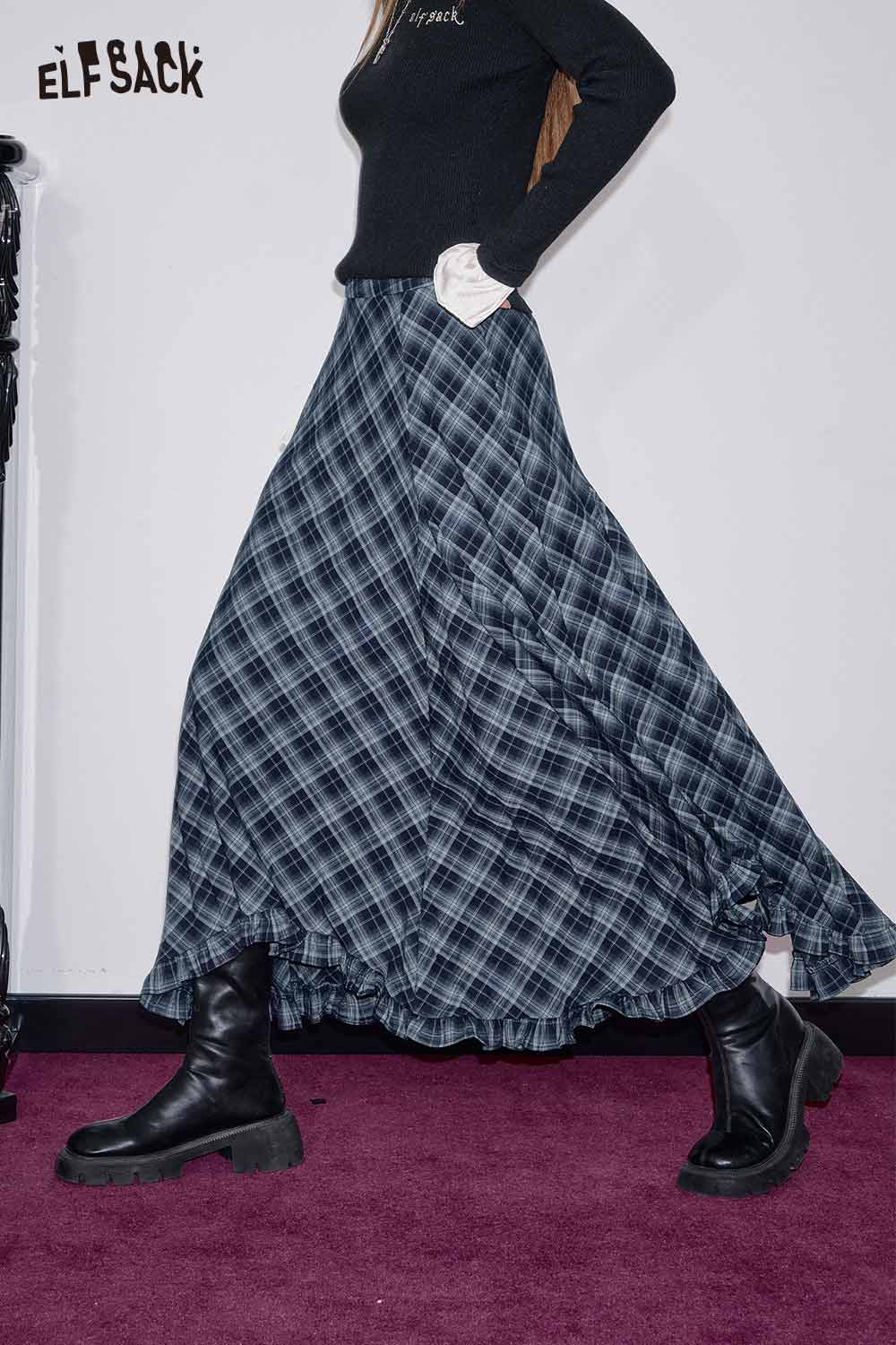 ELFSACK wool blend checkered skirt featuring a flowing design and stylish plaid pattern