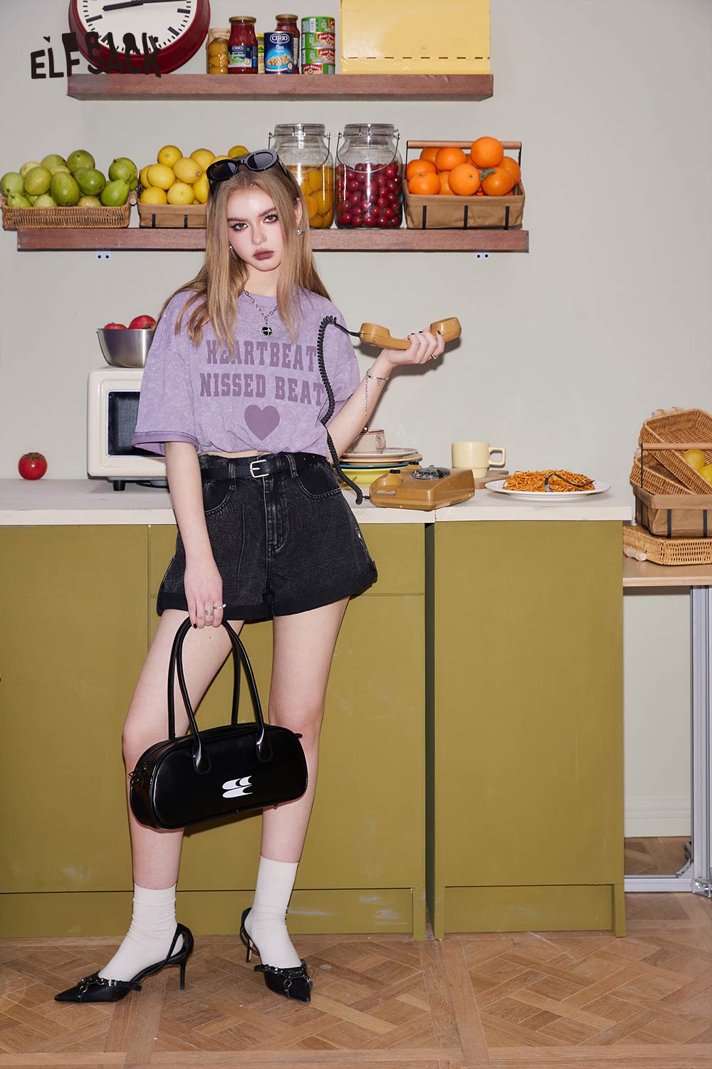 ELFSACK Vintage Casual Loose Glitter Short Sleeve Top
