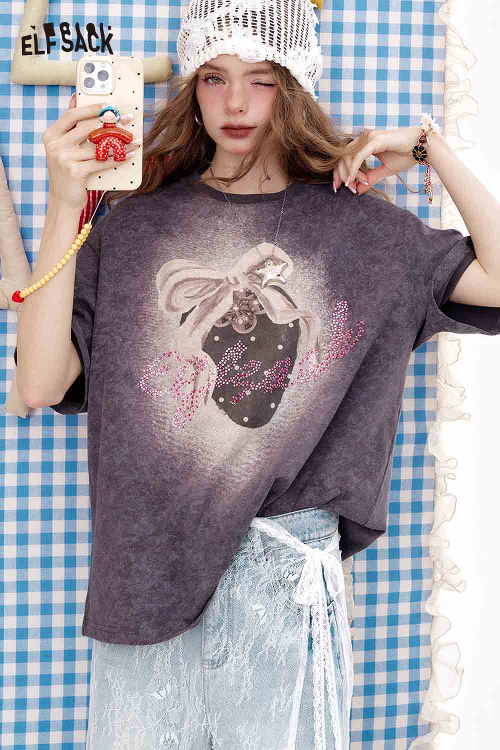 ELFSACK Vintage Casual Strawberry Print Crewneck Short Sleeve T-Shirt