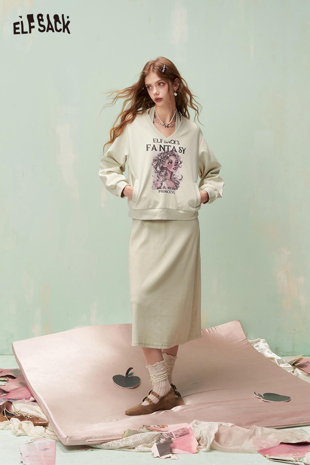 ELFSACK Vintage Floral Girl Print Sweatshirt Skirt Set