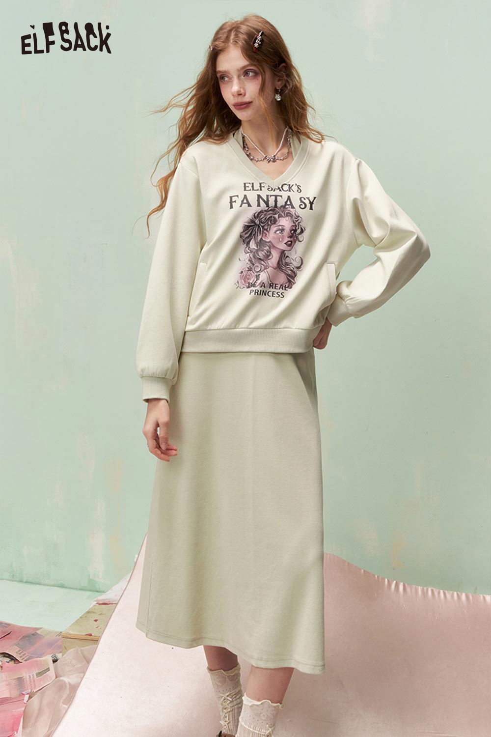 ELFSACK Vintage Floral Girl Print Sweatshirt Skirt Set