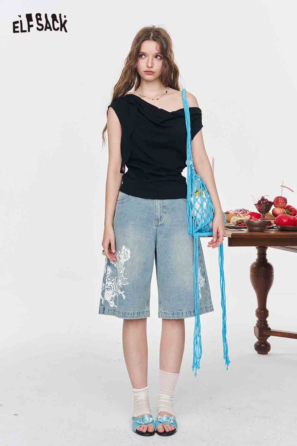 ELFSACK Vintage Floral Print Denim Bermuda Shorts