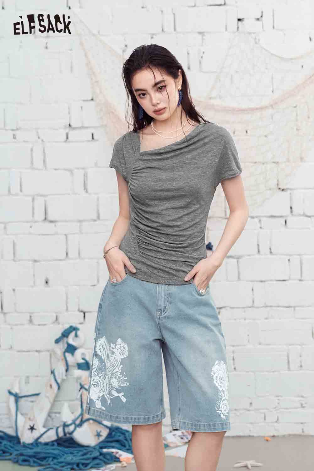 ELFSACK Vintage Floral Print Denim Bermuda Shorts