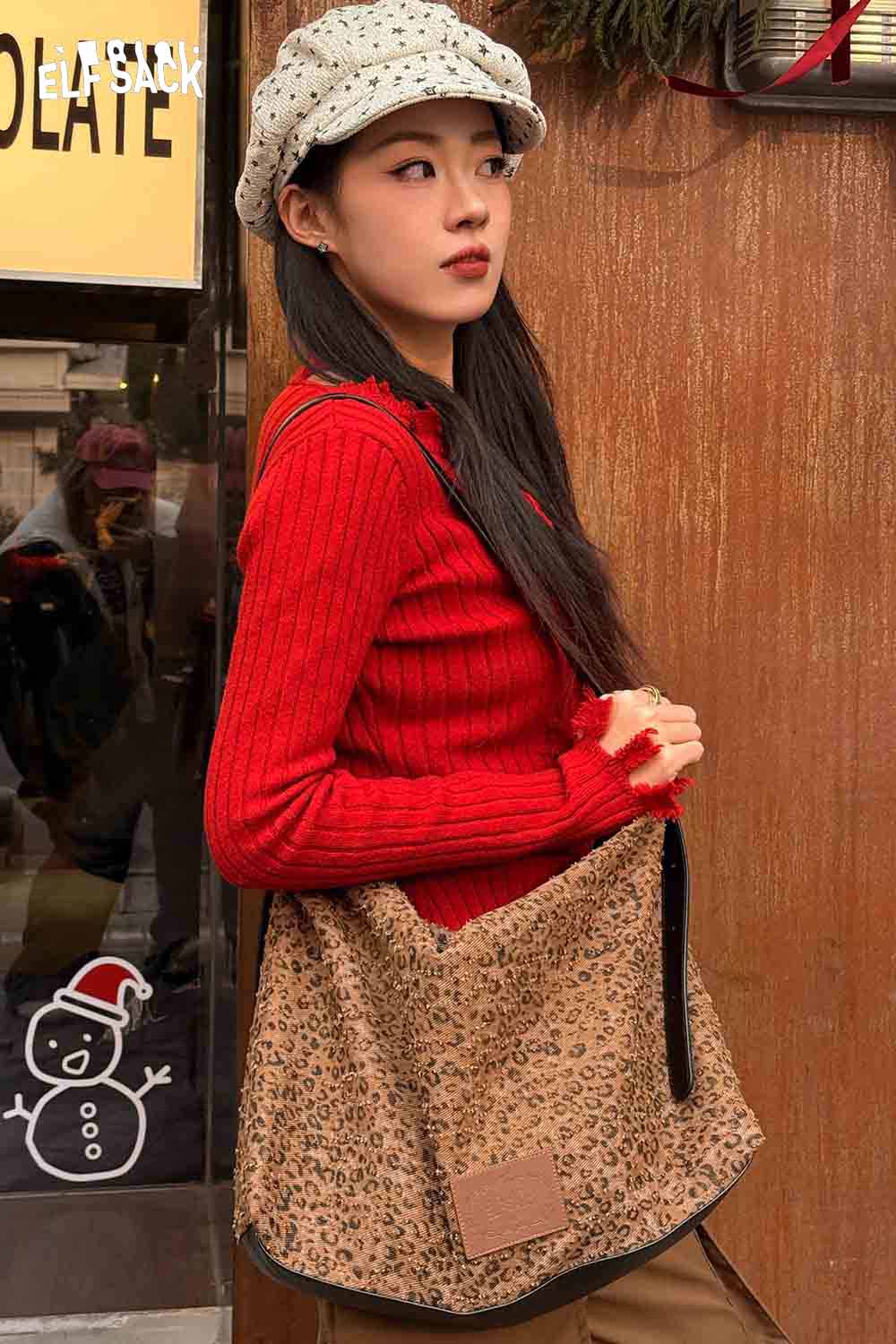 
                  
                    ELFSACK vintage leopard shoulder bag featuring a stylish design for a trendy look
                  
                