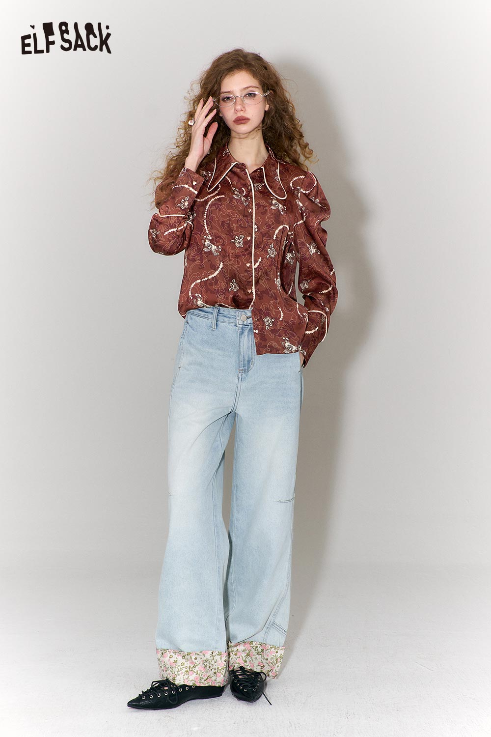 ELFSACK vintage rose print shirt for women featuring a stylish design with a relaxed fit and decorative trims