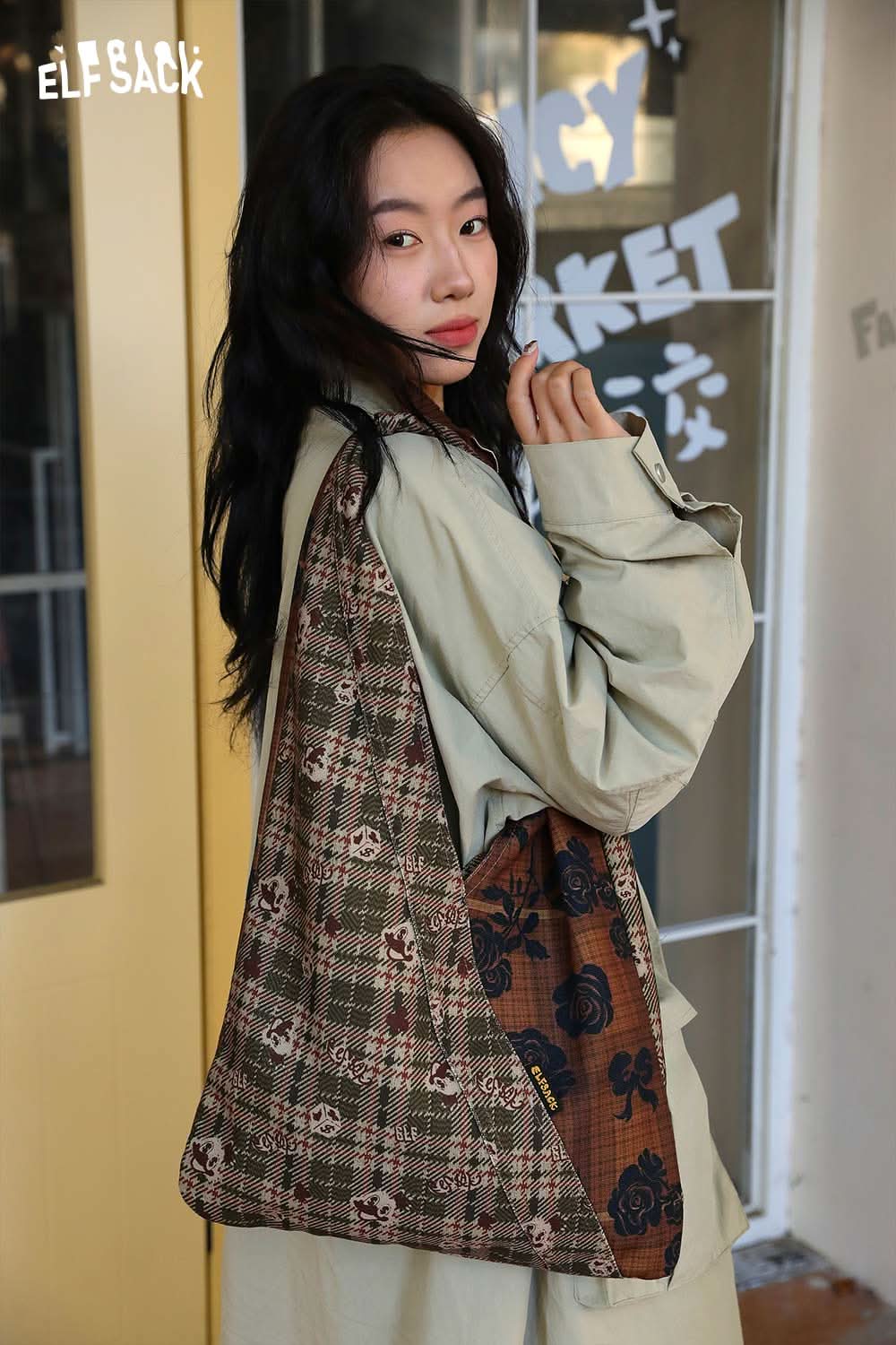 ELFSACK vintage stripe tote bag with a unique patchwork design and comfortable shoulder straps