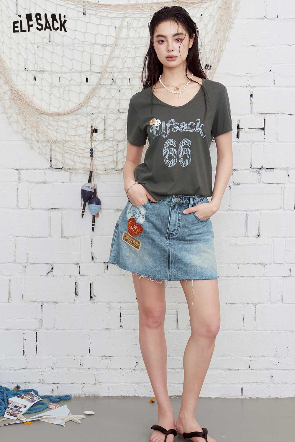 ELFSACK Vintage Washed Frayed Hem Denim Shorts
