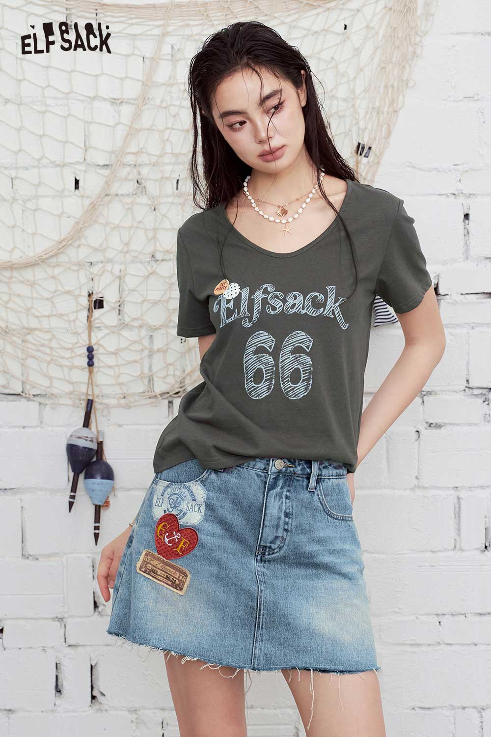 ELFSACK Vintage Washed Frayed Hem Denim Shorts