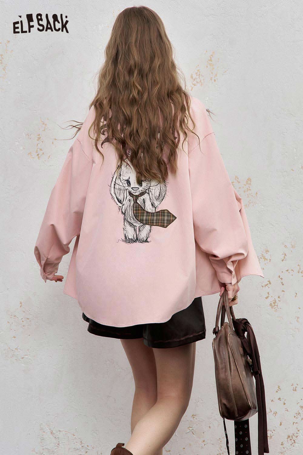 Pink ELFSACK light loose graphic shirt for women with a cute bunny design on the back