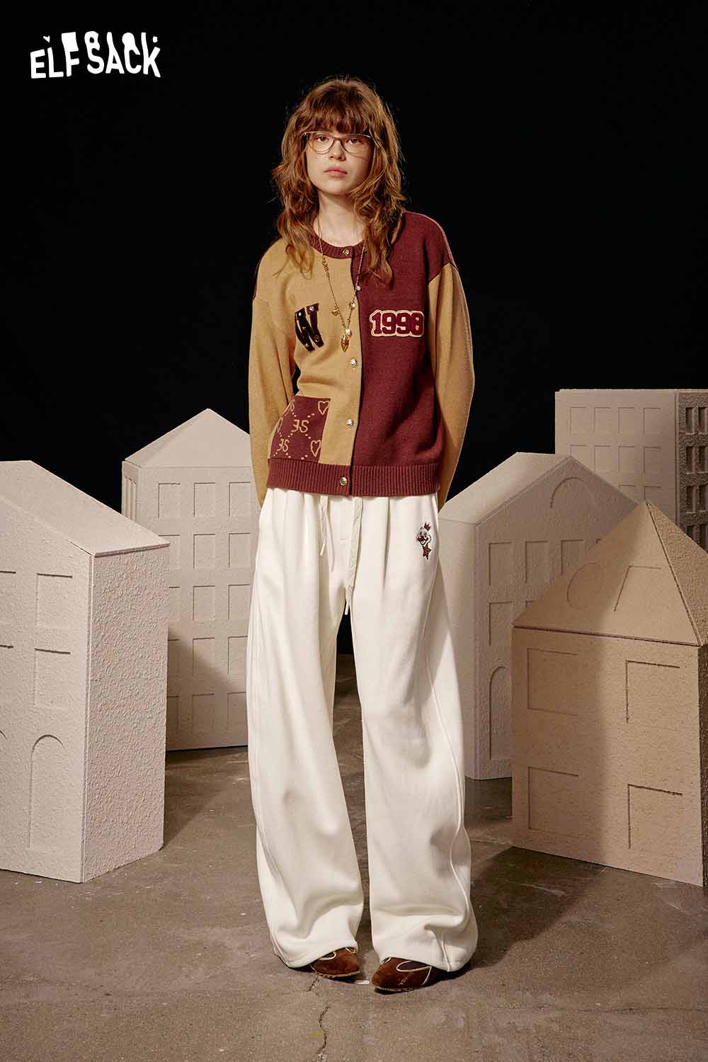 ELFSACK women's solid color straight leg pants in white with a relaxed fit and stylish design