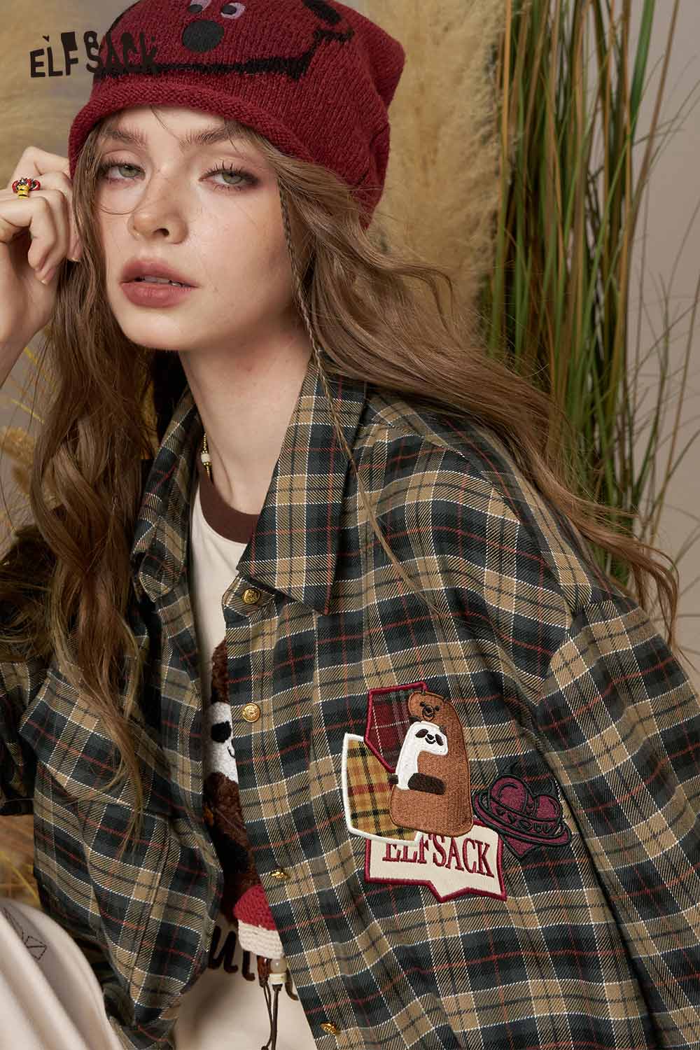 ELFSACK women's bear embroidery plaid shirt in green and beige with fun patches and a cozy style