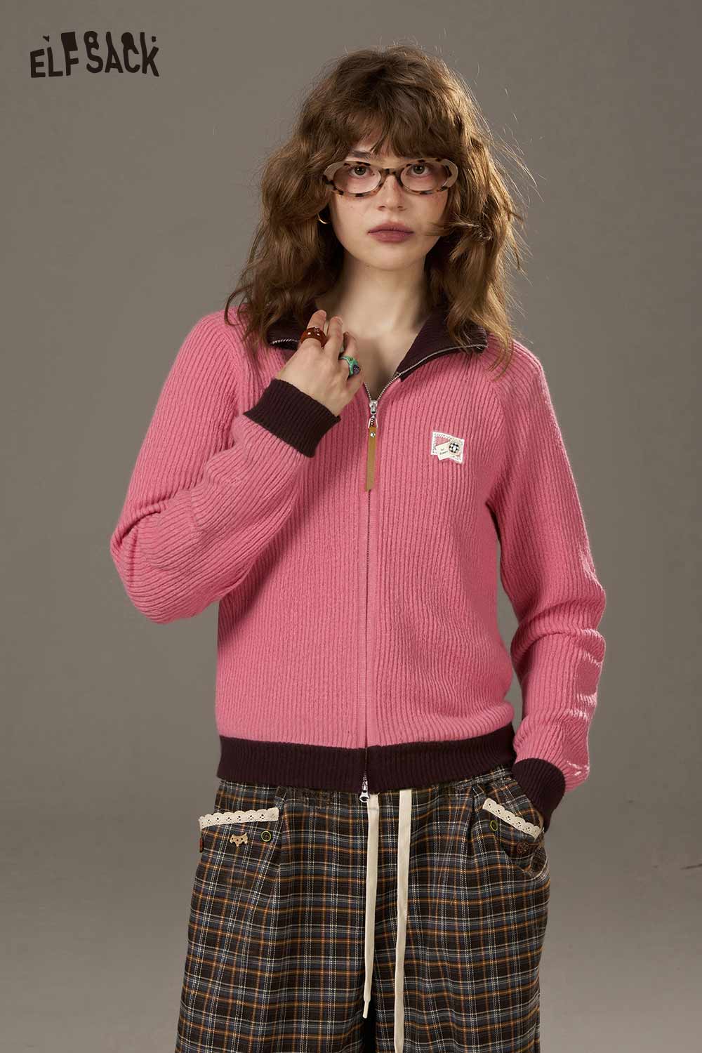 ELFSACK women's color block knit cardigan in pink with a zip front and ribbed texture