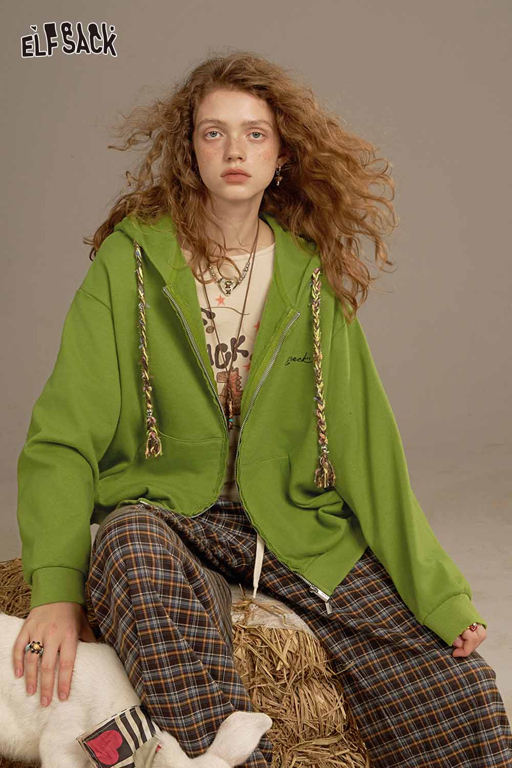 ELFSACK women's colorful hooded jacket in green with trendy design and casual fit