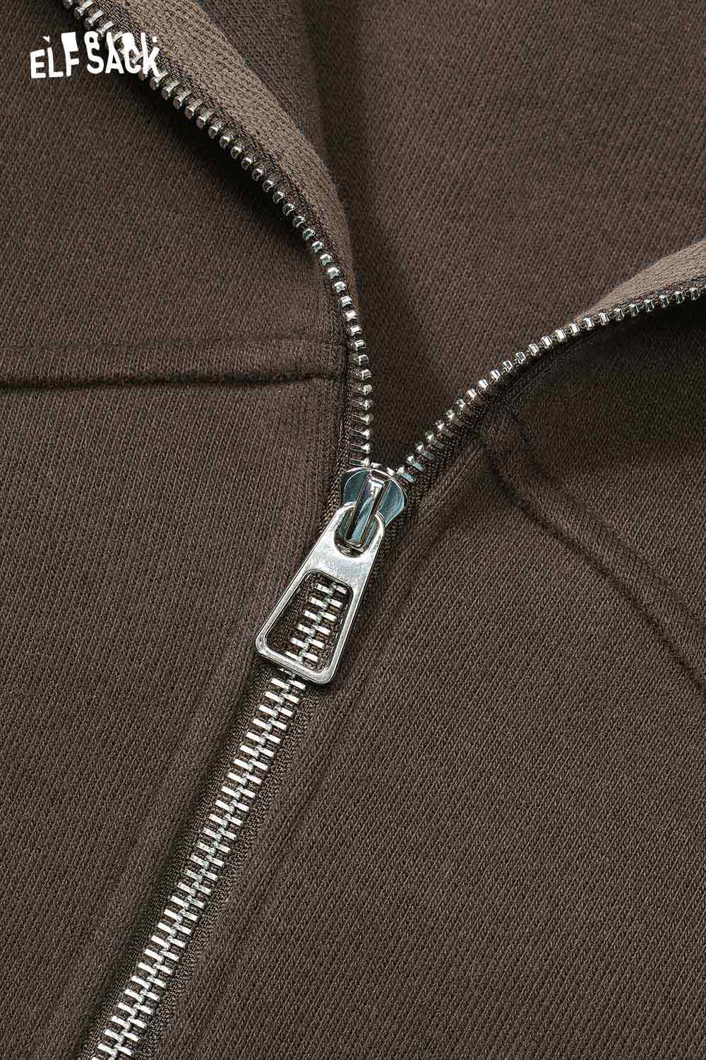 ELFSACK women's graphic print hoodie in brown with a stylish zipper detail for a trendy look