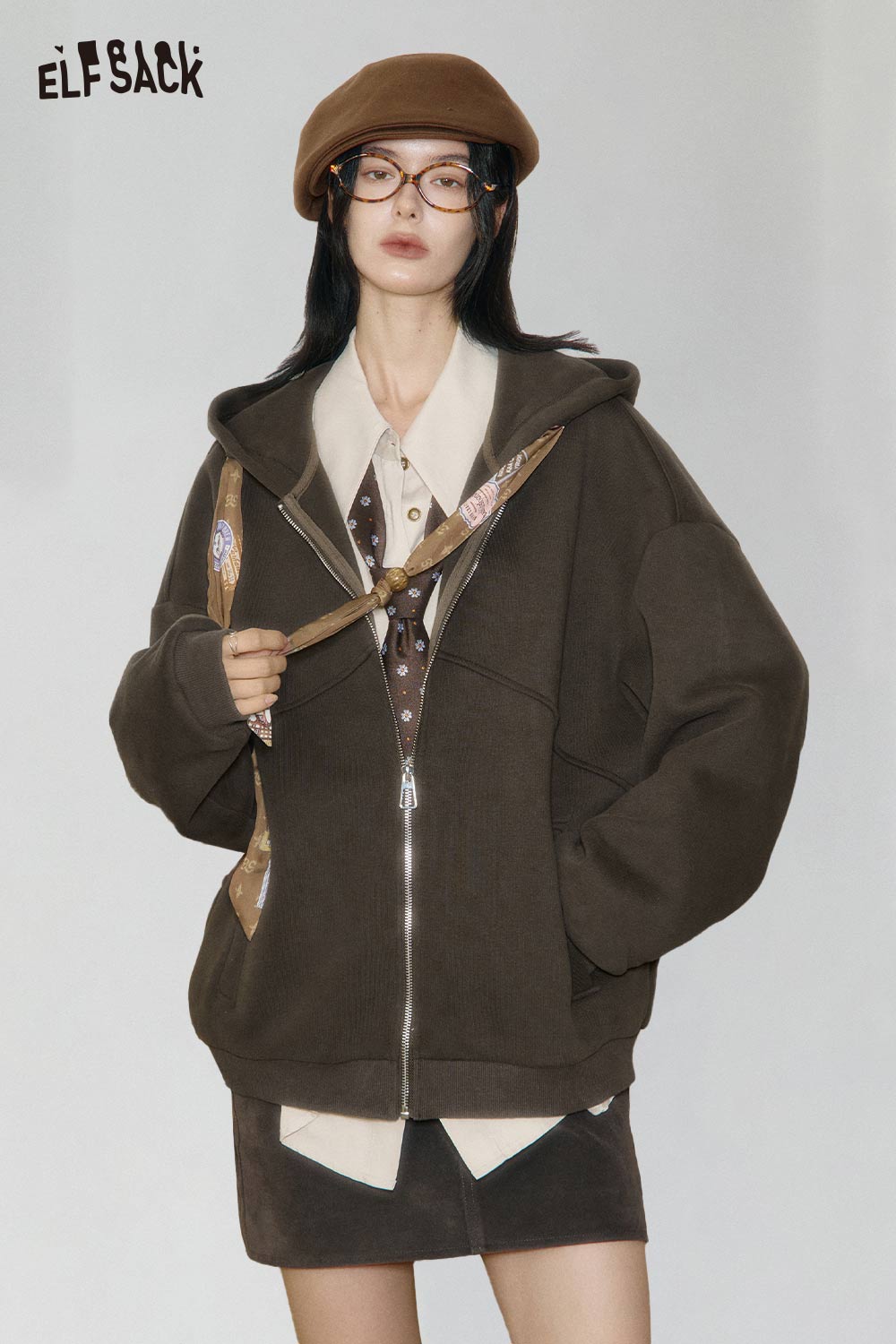 ELFSACK women's graphic print hoodie in brown with oversized fit and stylish design
