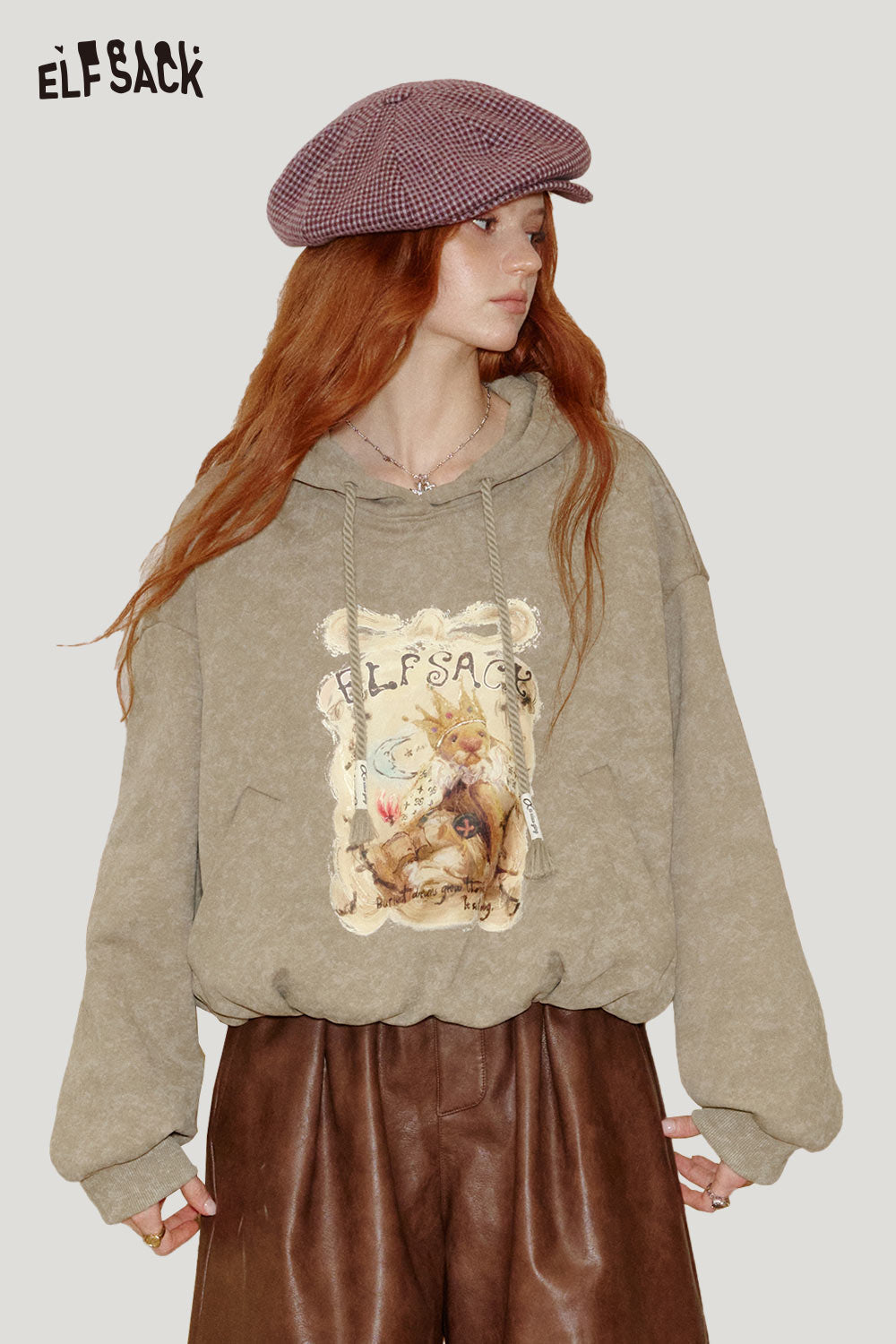 ELFSACK women's graphic print hoodie in soft fabric with unique artwork design