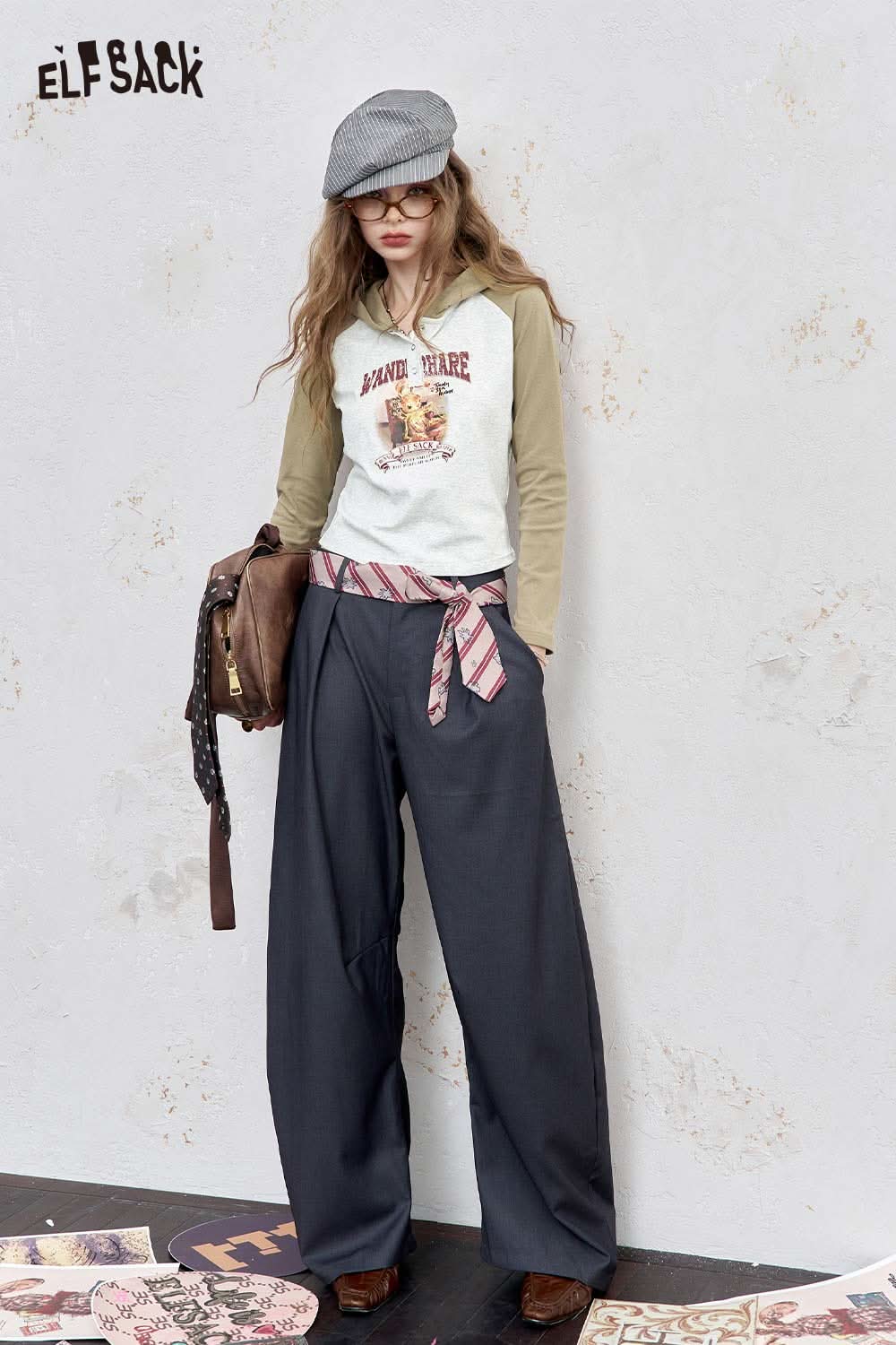 ELFSACK women's graphic print hoodie with a vintage design, paired with trendy wide-leg pants