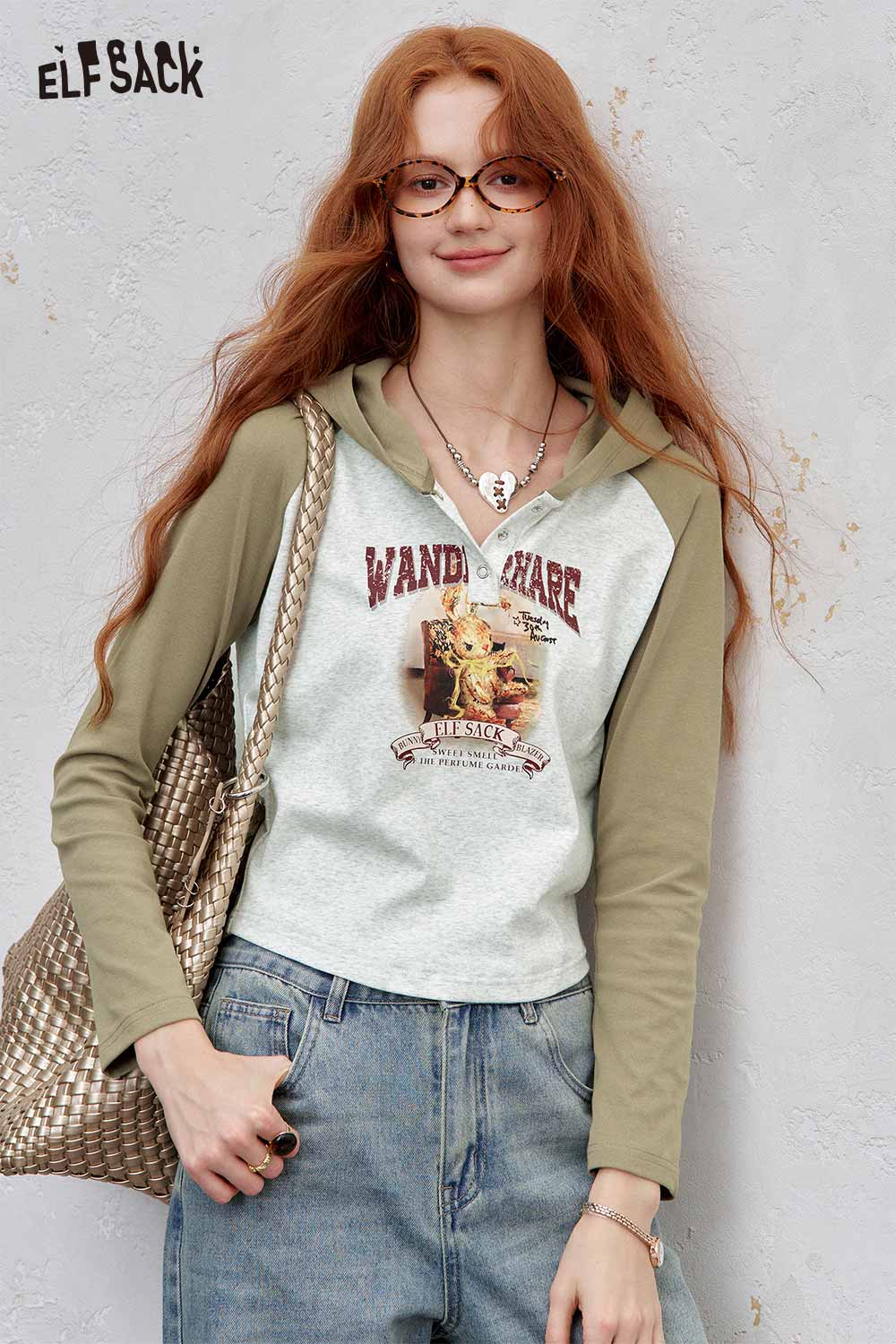 ELFSACK women's graphic print hoodie featuring a cute design and a relaxed fit for casual style