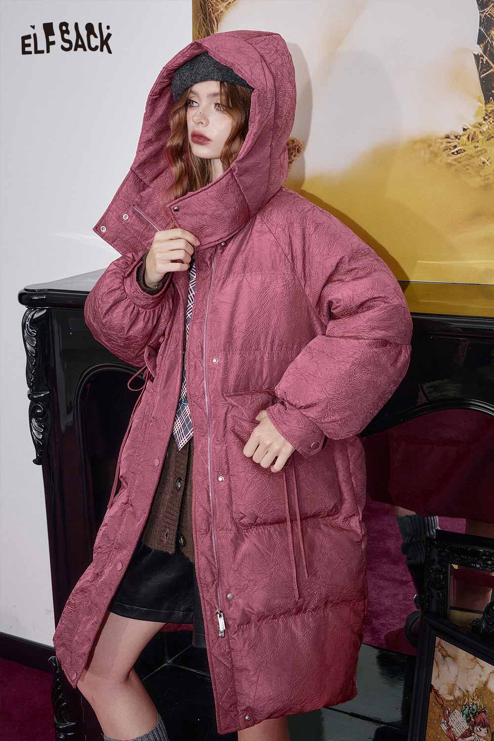 ELFSACK women's hooded puffer coat in dark pink, stylish and warm for winter fashion