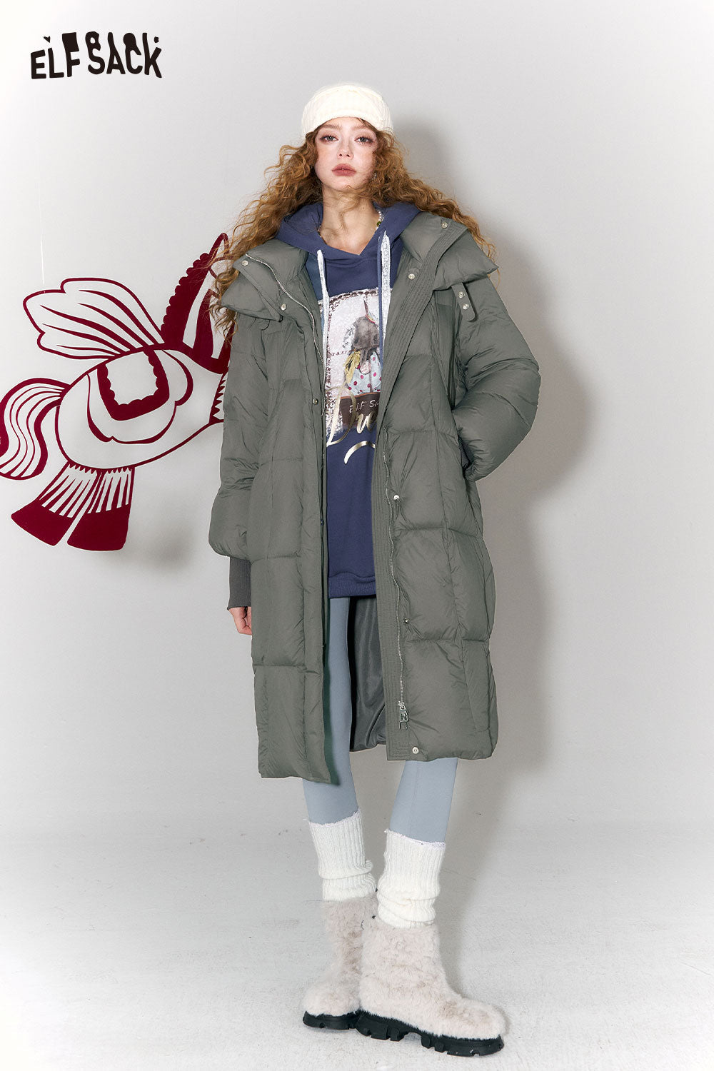 ELFSACK women's long puffer coat with hood in olive green, stylish for cold weather fashion.