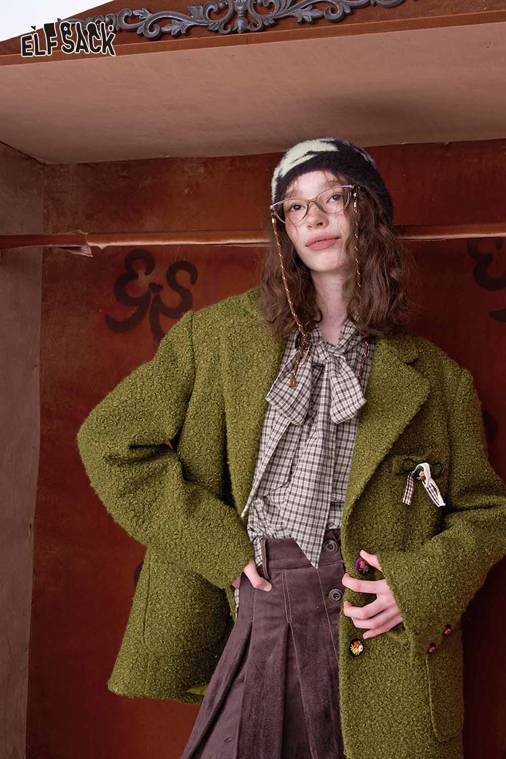 ELFSACK women's minimalist blazer in olive green with a textured finish for a stylish look