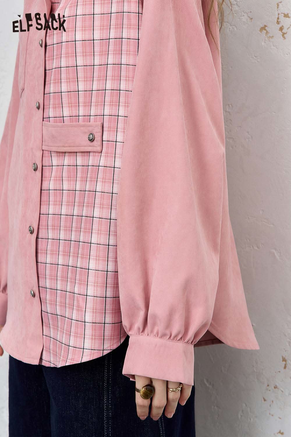 ELFSACK women's oversized contrast shirt in pink with checkered and solid panels for a trendy look