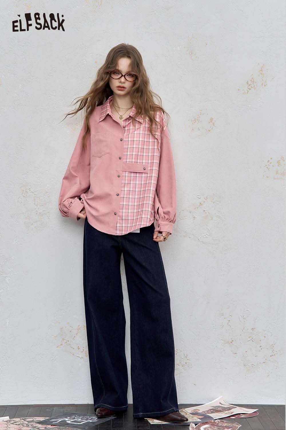 ELFSACK women's oversized contrast shirt in pink with plaid design and buttoned front