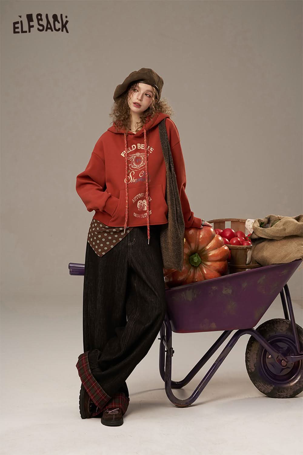 ELFSACK women's oversized print hoodie in red with a stylish design, paired with loose-fitting pants