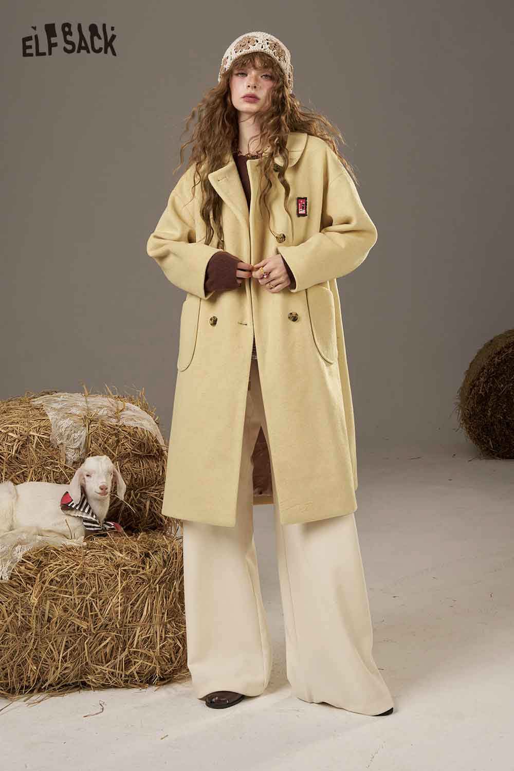 ELFSACK women's patterned collared coat in beige with stylish pockets and chic design