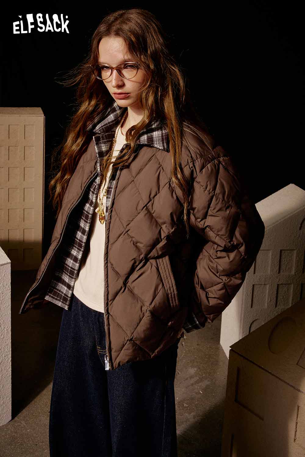 ELFSACK women's plaid down jacket featuring a stylish quilted design and a cozy fit