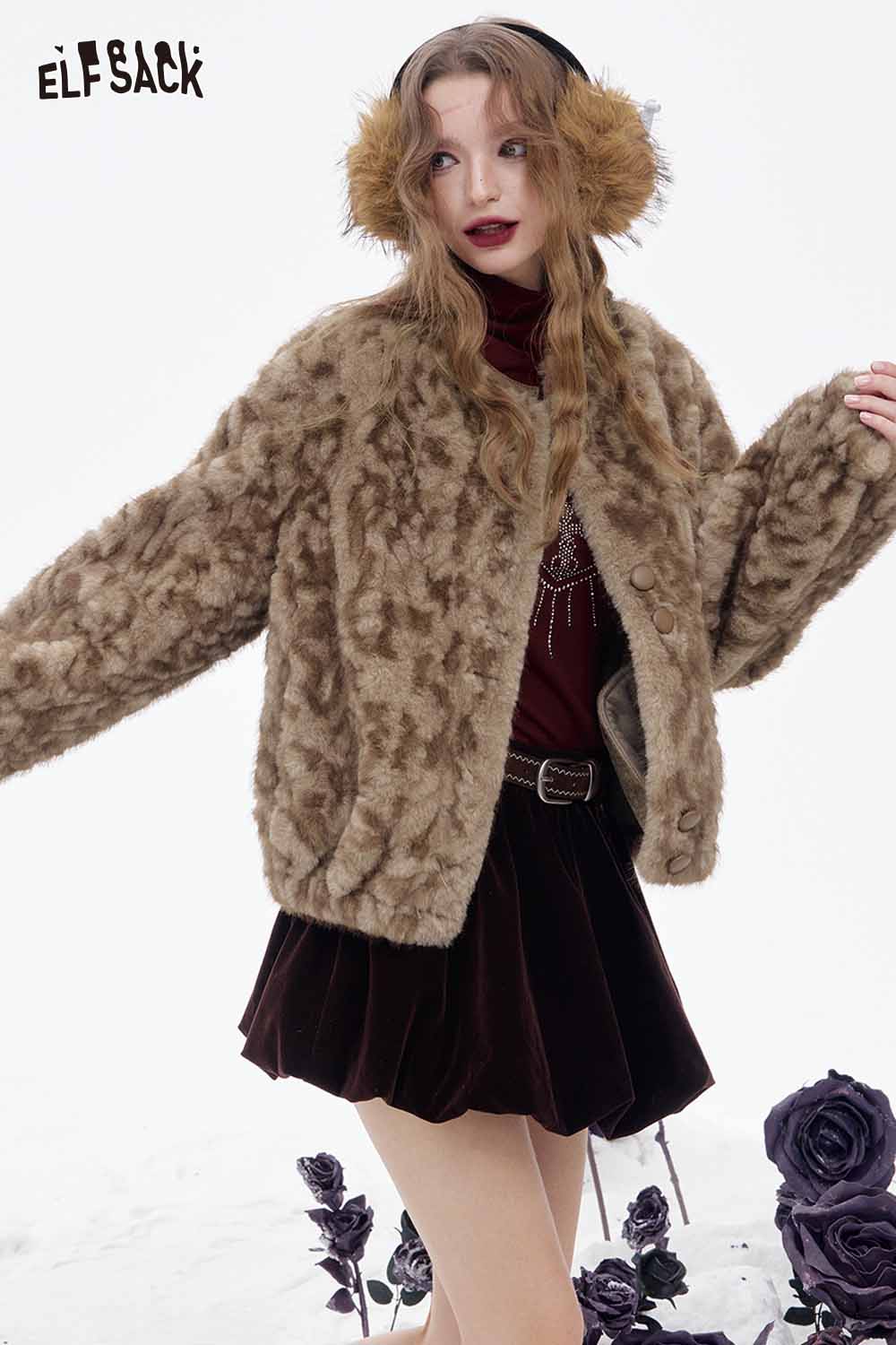 ELFSACK women's plush warm coat in beige, perfect for stylish winter layering