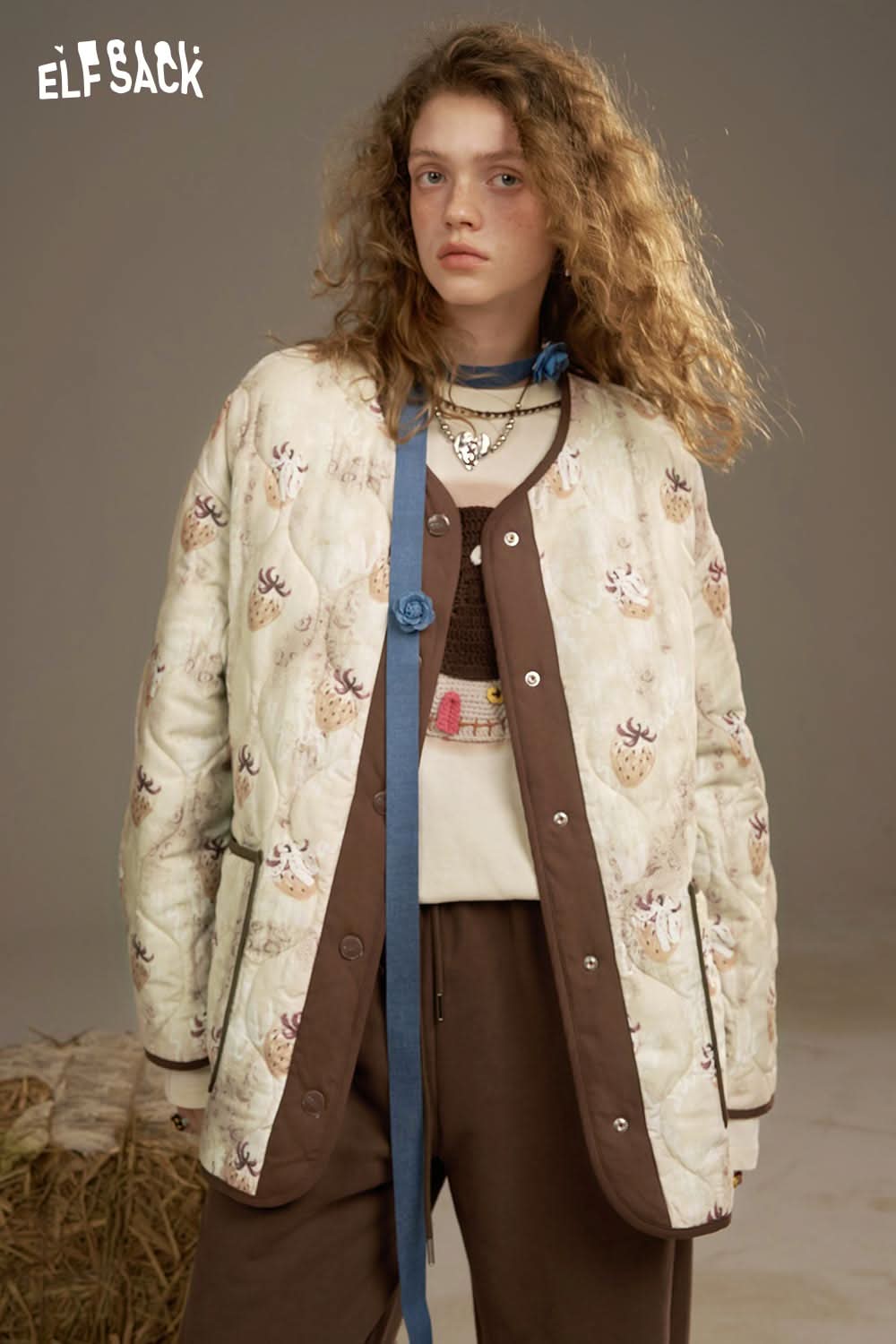 ELFSACK women's printed cotton jacket featuring a unique floral pattern and stylish quilted design
