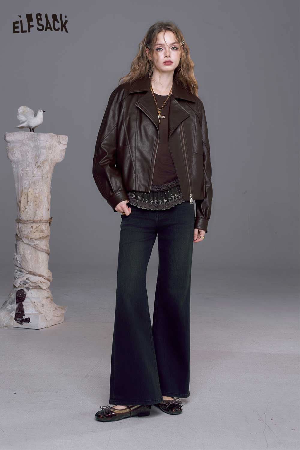 Stylish women's PU motorcycle jacket by ELFSACK featuring a relaxed fit and faux leather design