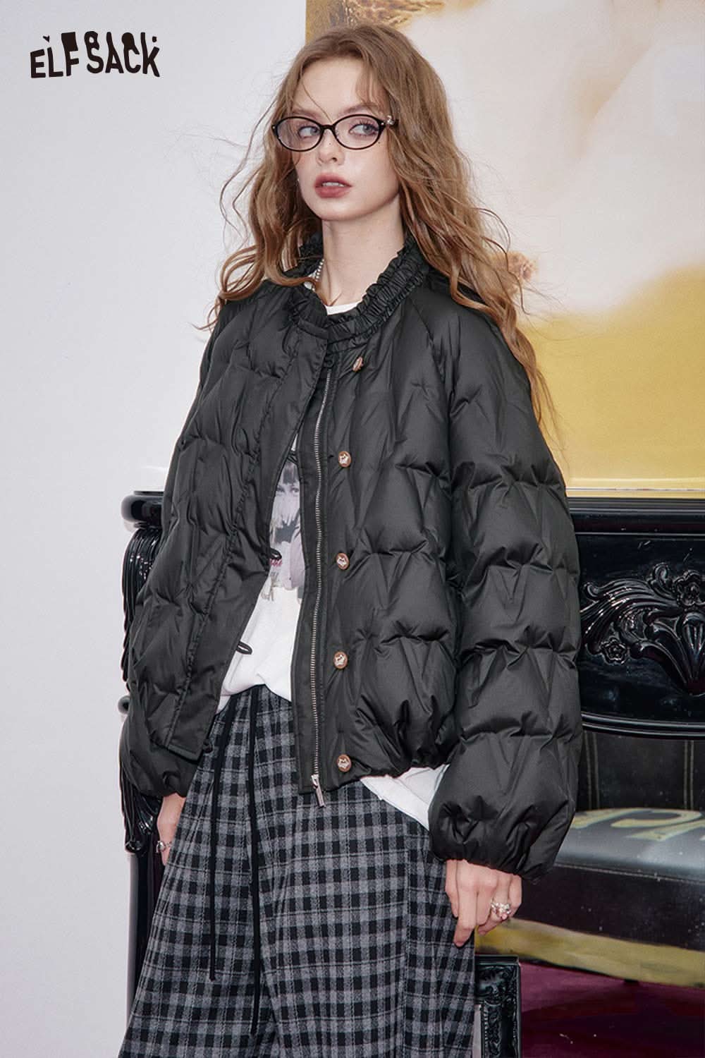 ELFSACK women's quilted puffer jacket in black with a stylish cropped design and button details