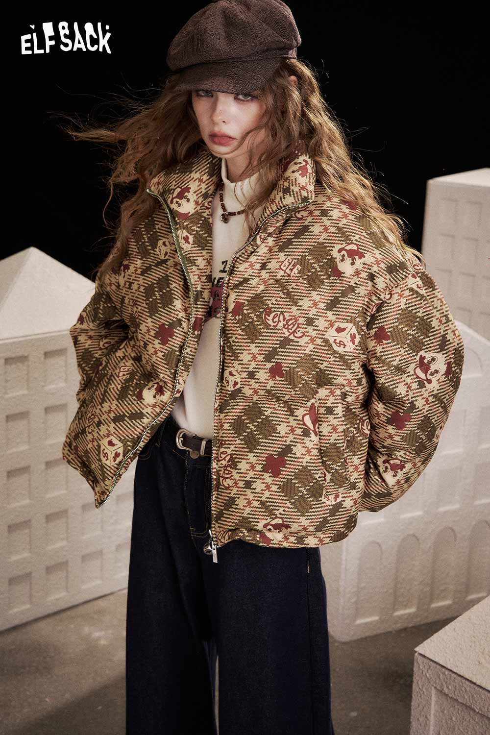 ELFSACK women's reversible down jacket in a trendy patchwork design for stylish winter warmth