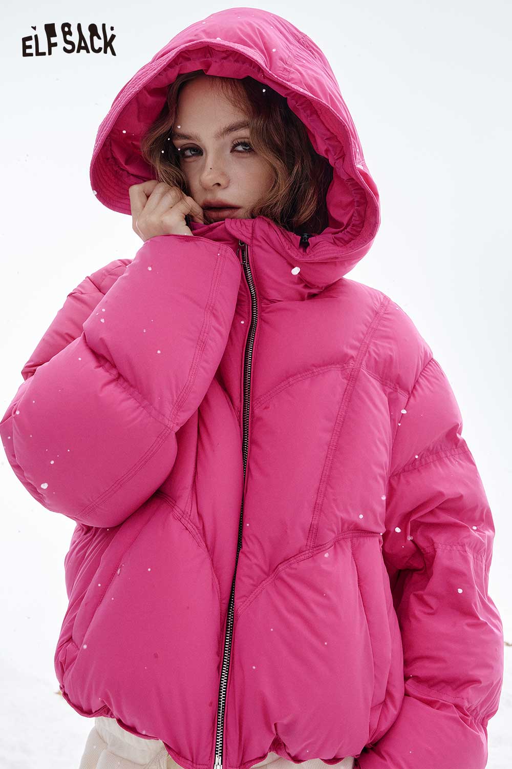 ELFSACK women's short down jacket in vibrant pink with a cozy hood for winter warmth