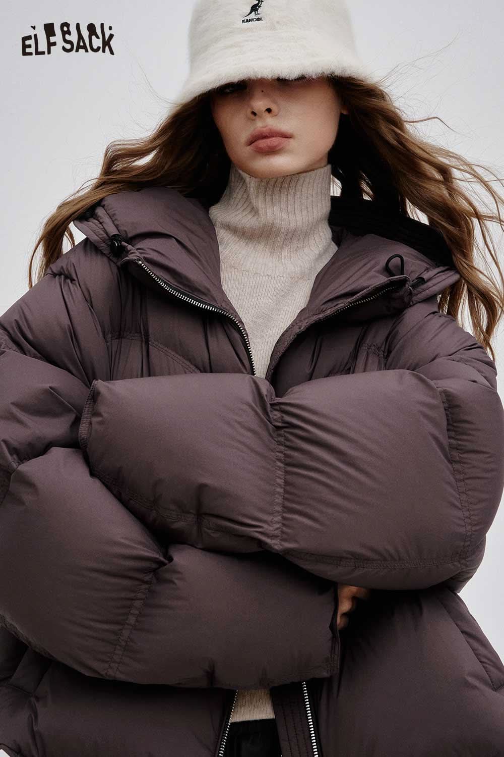 ELFSACK women's short down jacket in dark purple with oversized puffed design for warmth and style